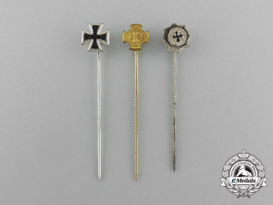 three1957_version_issued_award_stickpins_e_4007