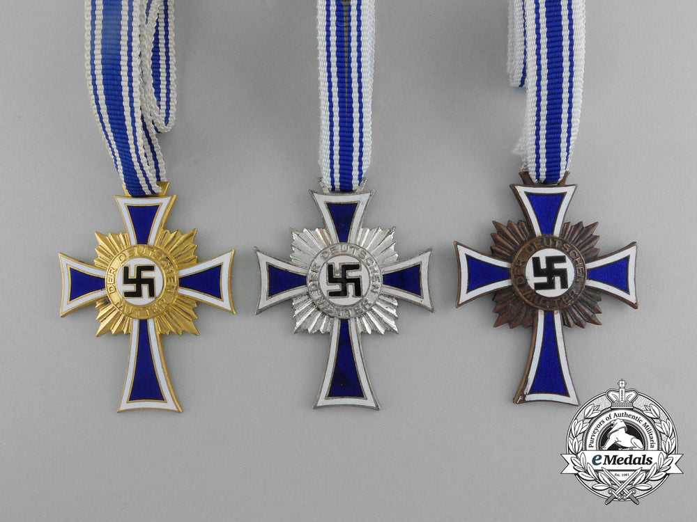 a_grouping_of_all_three_grades_of_mother’s_crosses;_gold,_silver,_and_bronze_grade_e_5323