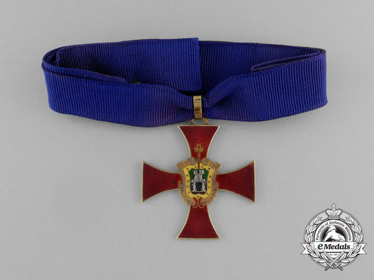a_spanish_civic_notary_award_in_gold_e_5897