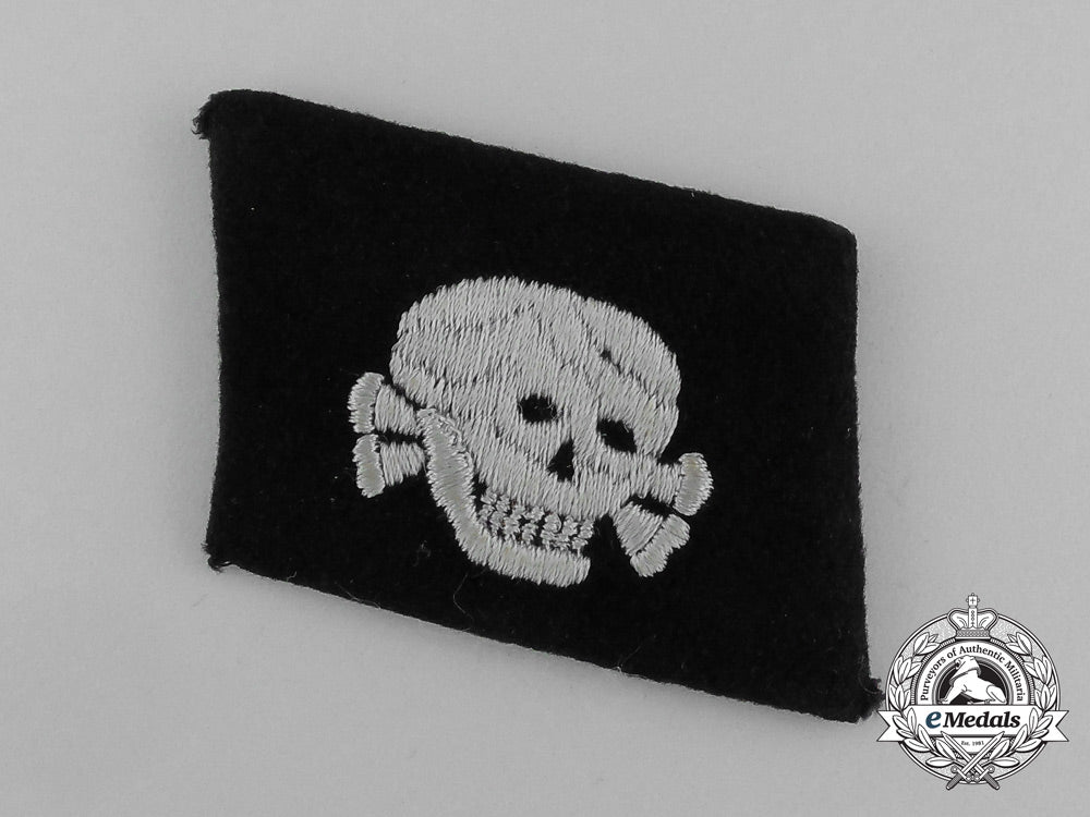 a_waffen-_ss_em/_nco’s_totenkopf_collar_tab_e_6219