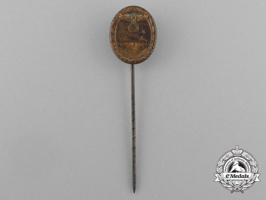 a_miniature_west_wall_medal_stick_pin_e_6254