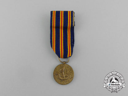 united_states._a_civilian_vietnam_service_medal_with_miniature&_lapel_pin_e_836_1