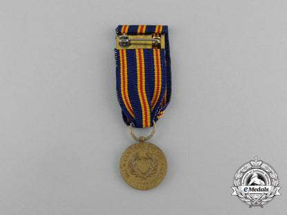 united_states._a_civilian_vietnam_service_medal_with_miniature&_lapel_pin_e_837_1