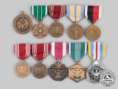 United States. A Lot Of Ten Army Awards