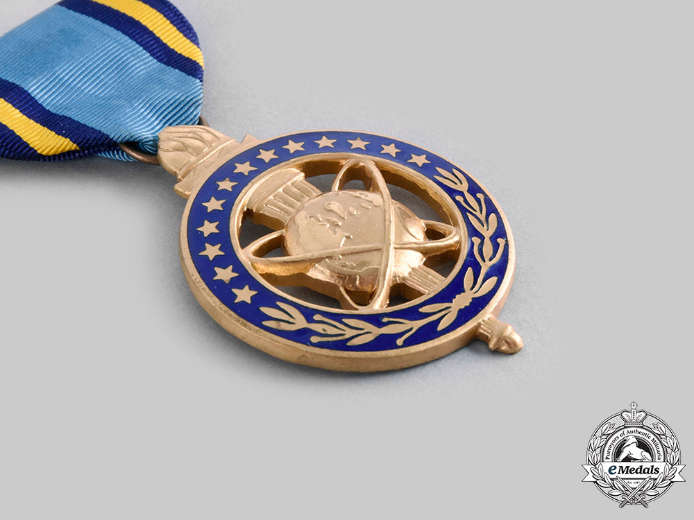 united_states._a_defense_intelligence_agency_exceptional_civilian_service_medal__emd1494_c20_01728_1