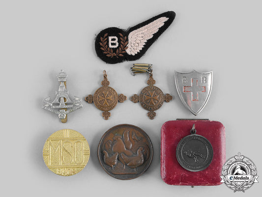 united_kingdom._a_lot_of_eight_badges,_insignia,&_membership_awards__emd8893_c20_01537_1