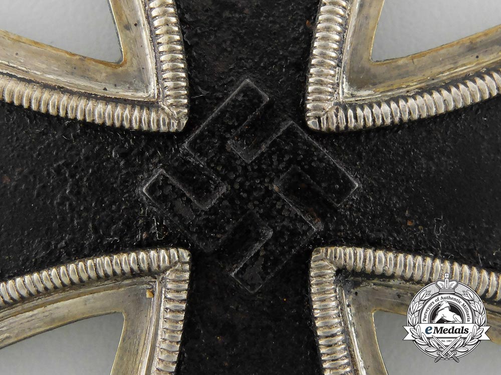 a_knight’s_cross_of_the_iron_cross1939_by_klein&_quenzer_f_645_1