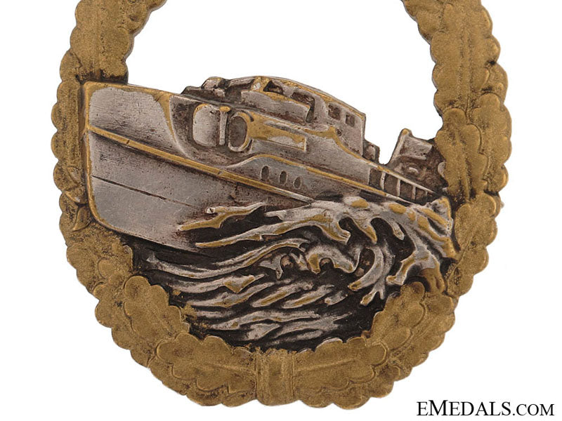 e-_boat_badge_grnb609b