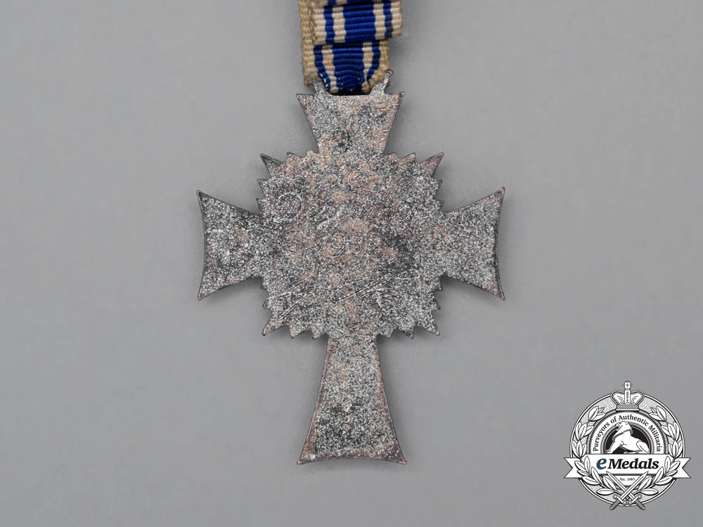 a_cased_silver_grade_cross_of_honour_of_the_german_mother_by_deumer_h_707_1