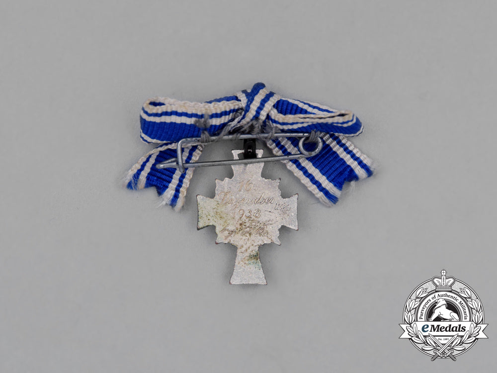 a_cased_silver_grade_cross_of_honour_of_the_german_mother_by_deumer_h_710_1