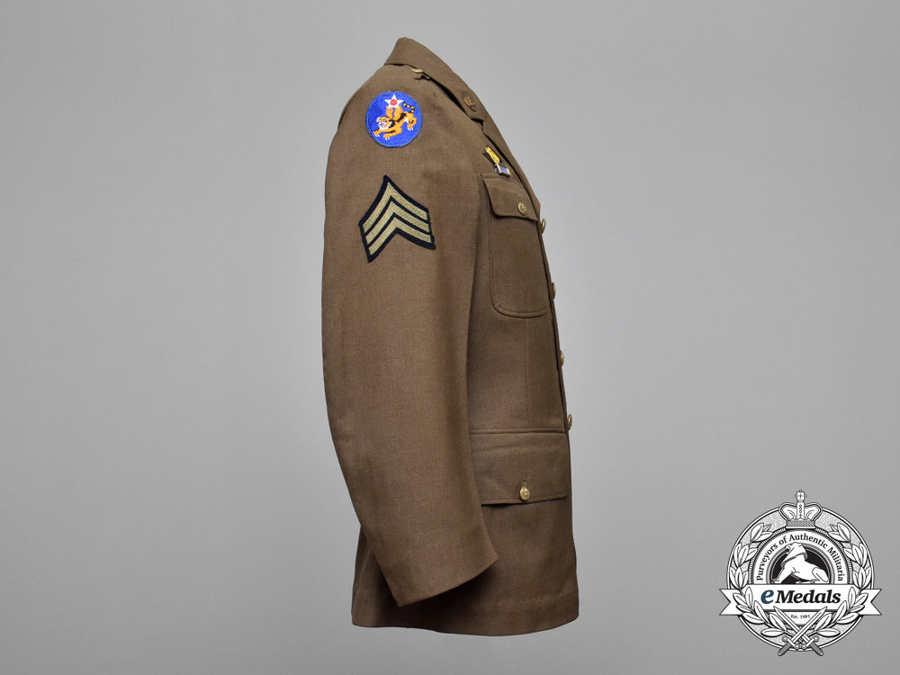 a_uniform_grouping_attributed_to_the14_th_united_states_army_air_forces;_the_flying_tigers_h_751_2