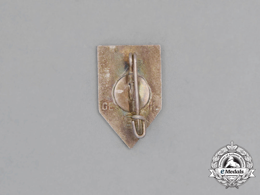 a_third_reich_german_rkb(_reich_colonial_league)_membership_badge_i_805_2