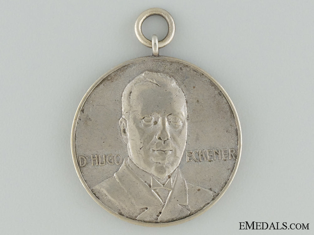 1924_dr.hugo_eckener_lz126_zeppelin_american_tour_medal_img_01.jpg538cdcfb25a20