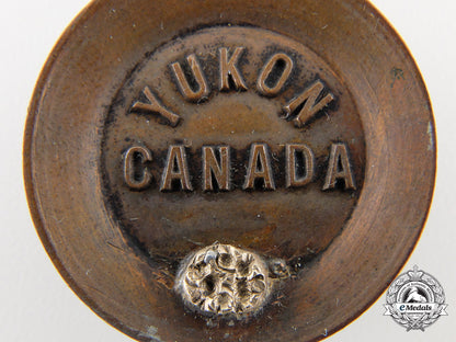 a_rare_first_war_yukon_infantry_company_collar_badge_img_02_18_51