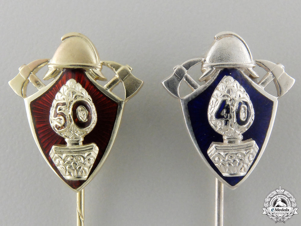 two_german_fireman's_long_service_pins;_silver&_gold_img_02.jpg5567252c6c8ae