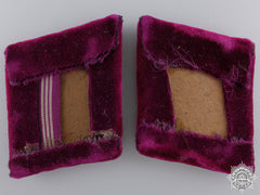 A Pair Of Second War Military Clergymen Collar Tabs