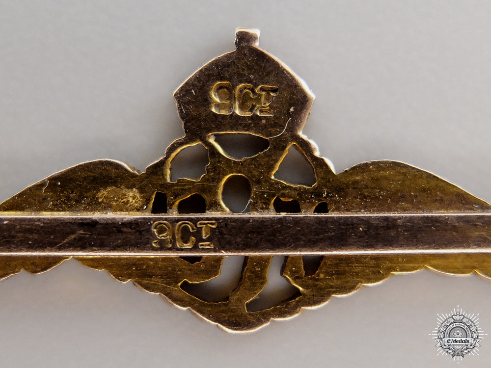 a_first_war_gold_royal_flying_corps_wings_img_02.jpg5498448caec24