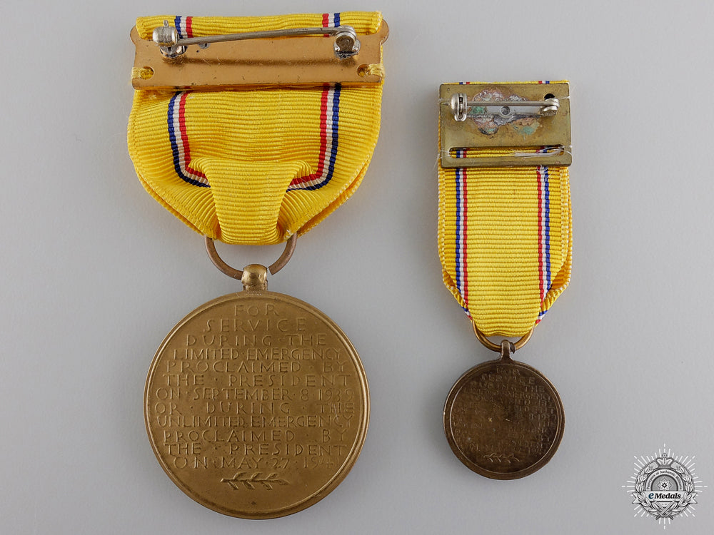 two_american_service_medal_with_cases_img_07.jpg54c0023ac932a