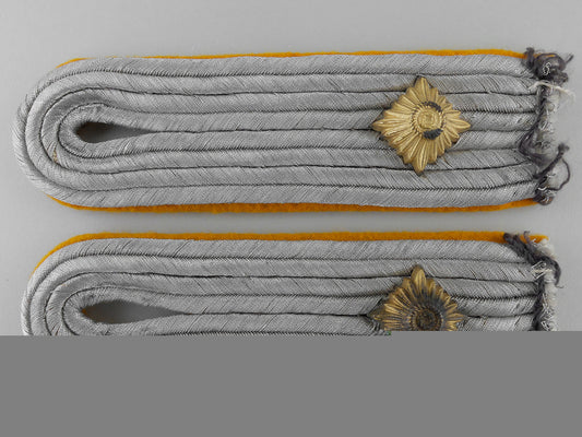 a_pair_of_oberleutnant_paratroop/_flying_units_luftwaffe_shoulder_boards_j_433