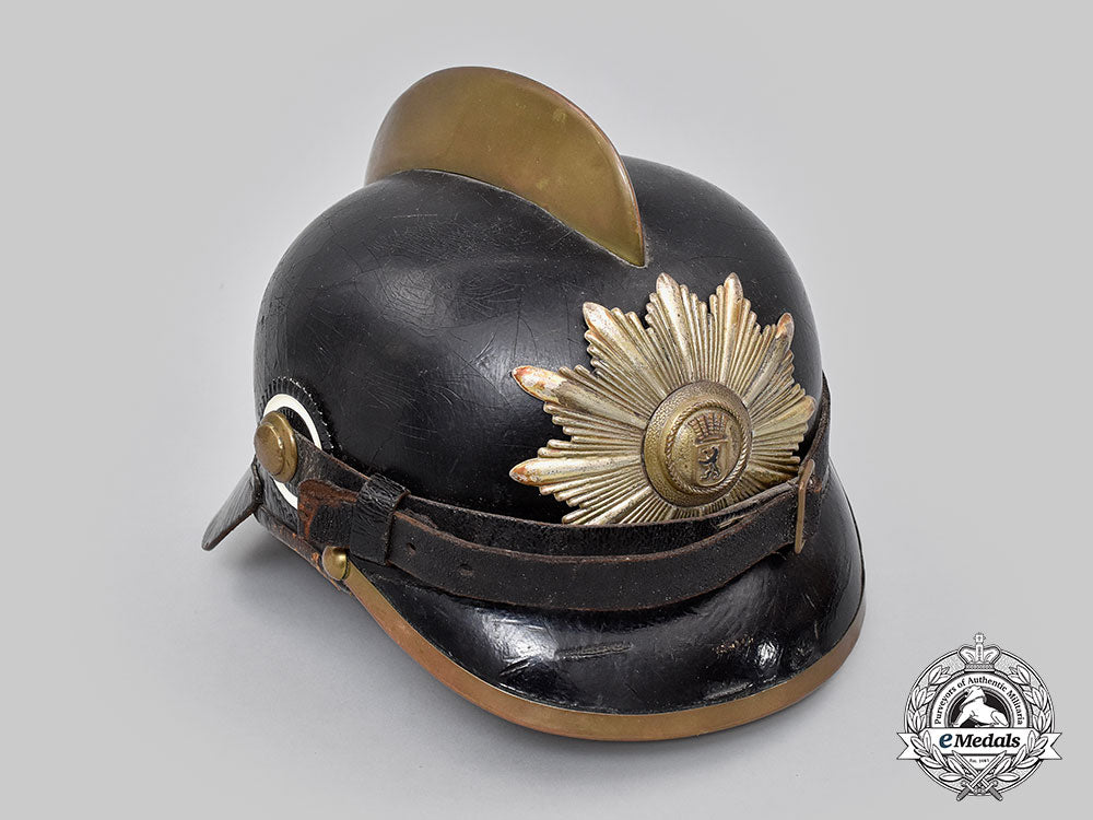 germany,_imperial._a_berlin_fire_brigade_helmet,_by_georg_c._hansen_l22_l22_mnc9184_239_689