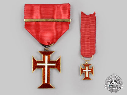 portugal,_kingdom._a_military_order_of_christ,_knight_and_miniature,_in_gold,_c.1920_l22_l22_mnc9512_449_899