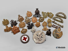 Canada, Cef. A Lot Of First War Cap And Collar Badges And Insignia