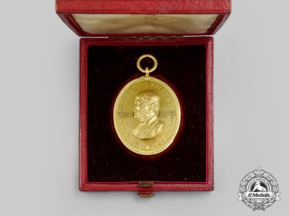 united_states._a_berwick_academy,_cogswell_medal_in_gold_to_sadie_r._ricker,_c.1886_l22_mnc0248_216