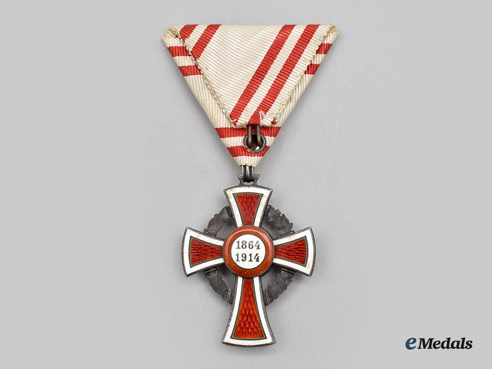 austria,_imperial._an_honour_decoration_of_the_red_cross,_ii_class_cross_in_case,_by_g.a._scheid_l22_mnc0460_605_1