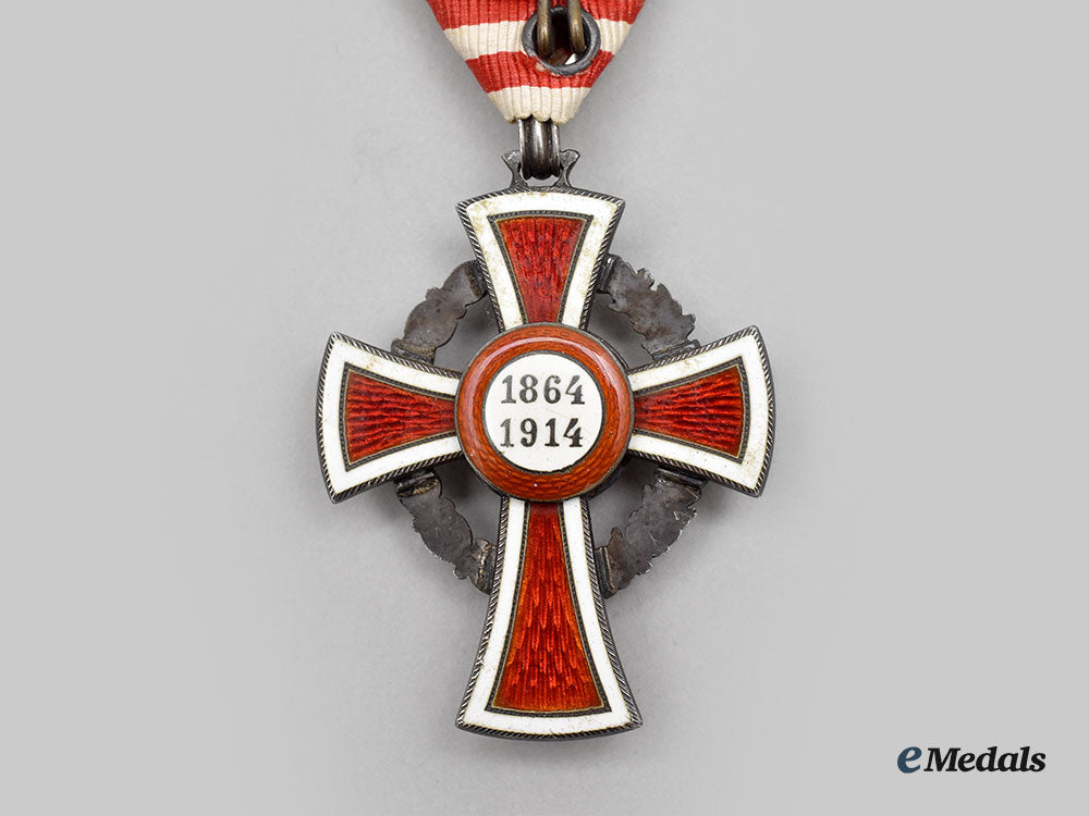 austria,_imperial._an_honour_decoration_of_the_red_cross,_ii_class_cross_in_case,_by_g.a._scheid_l22_mnc0461_606_1