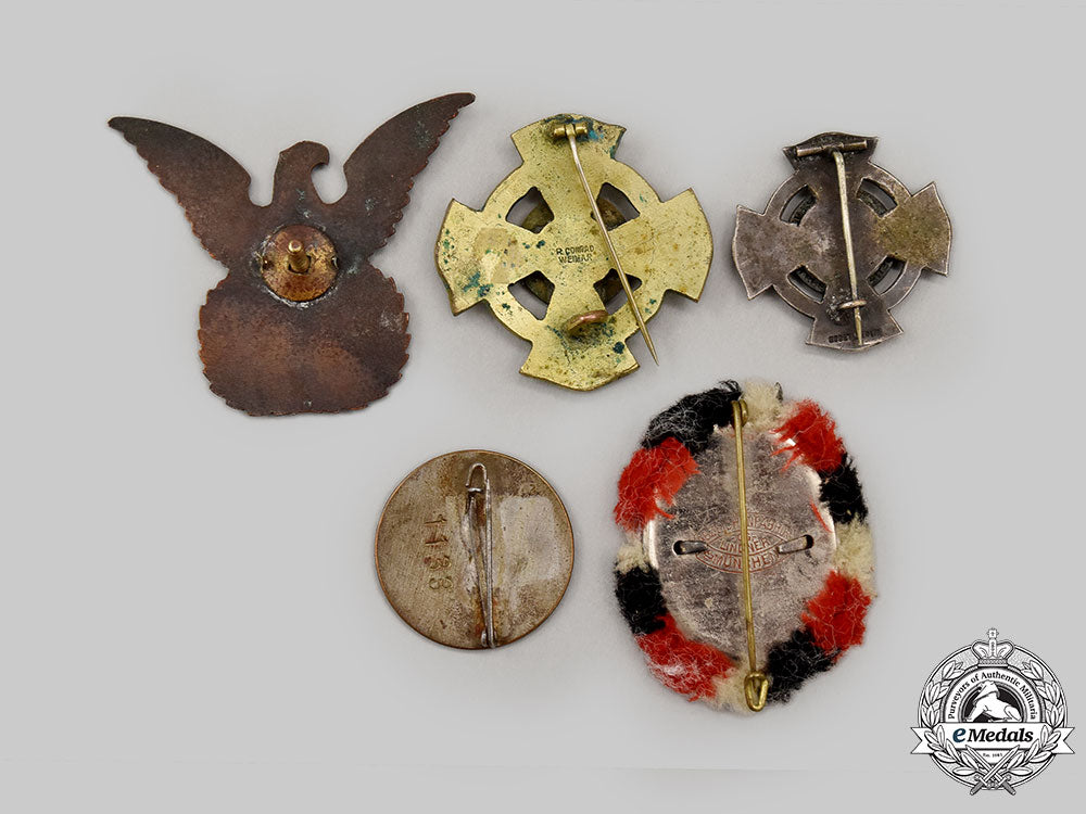 germany._a_mixed_lot_of_red_cross_badges_l22_mnc1100_506