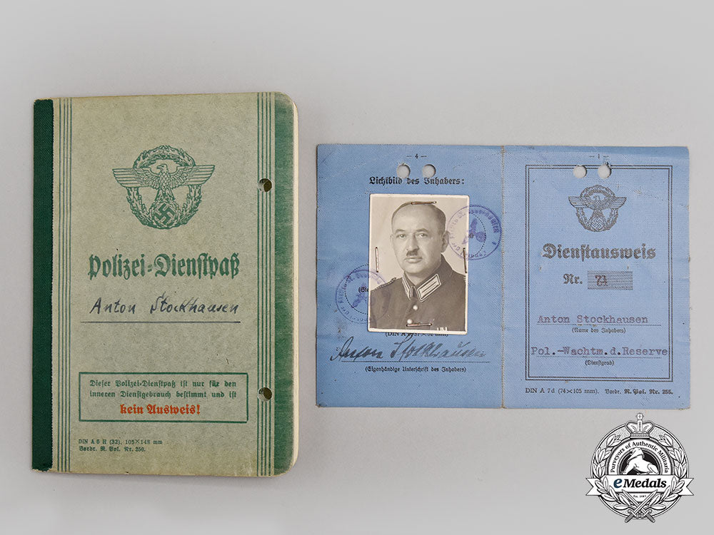 germany,_ordnungspolizei._a_mixed_lot_of_service_books_l22_mnc1355_944