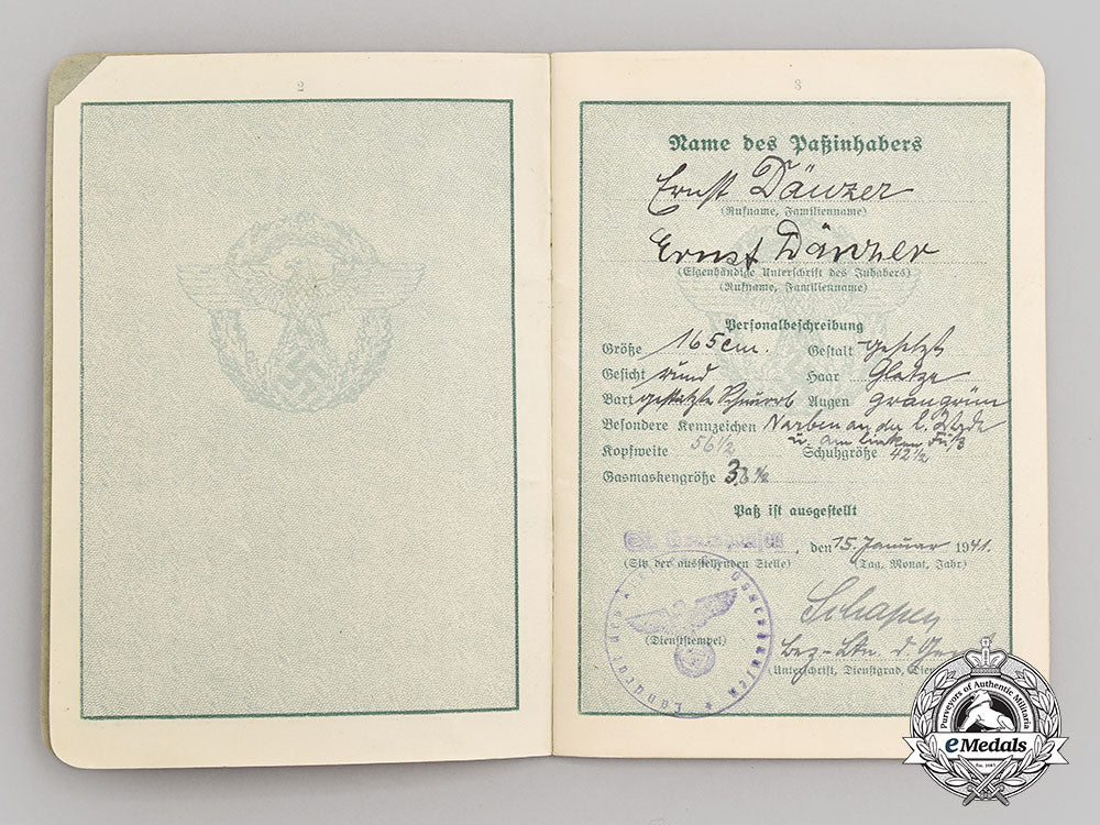 germany,_ordnungspolizei._a_mixed_lot_of_service_books_l22_mnc1366_954