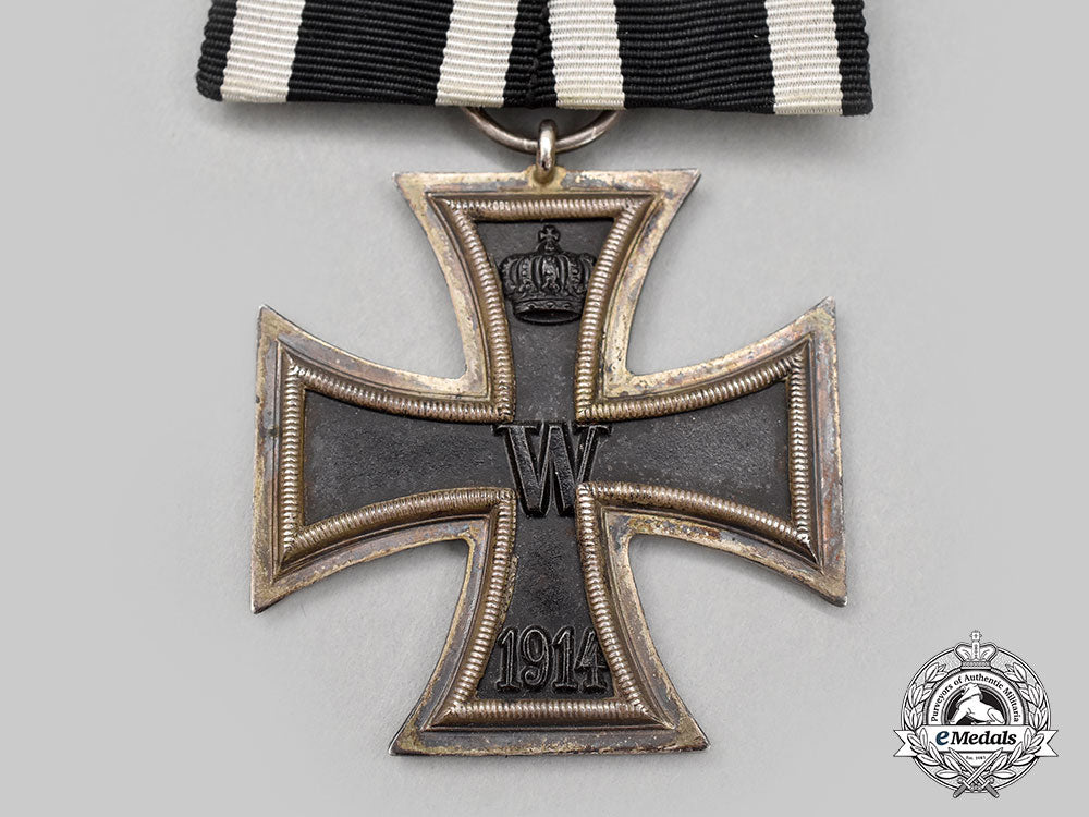 germany,_imperial._a1914_iron_cross_ii_class,_bar-_mounted_and800_silver-_marked_l22_mnc1562_771