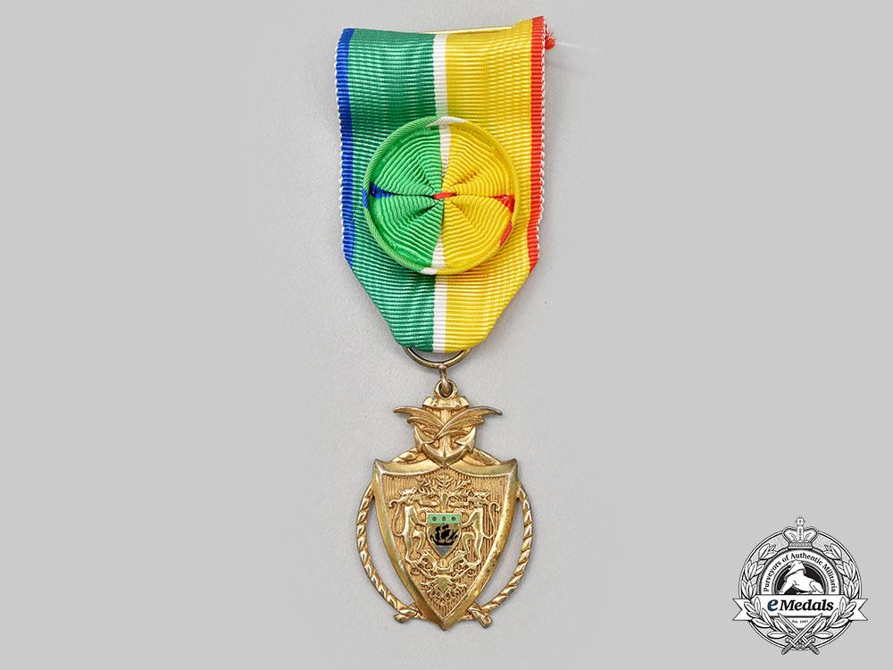 gabon,_republic._an_order_of_national_merit,_grand_officer_set_by_bertrand,_c.1975_l22_mnc2691_384