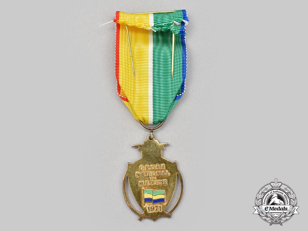 gabon,_republic._an_order_of_national_merit,_grand_officer_set_by_bertrand,_c.1975_l22_mnc2694_385