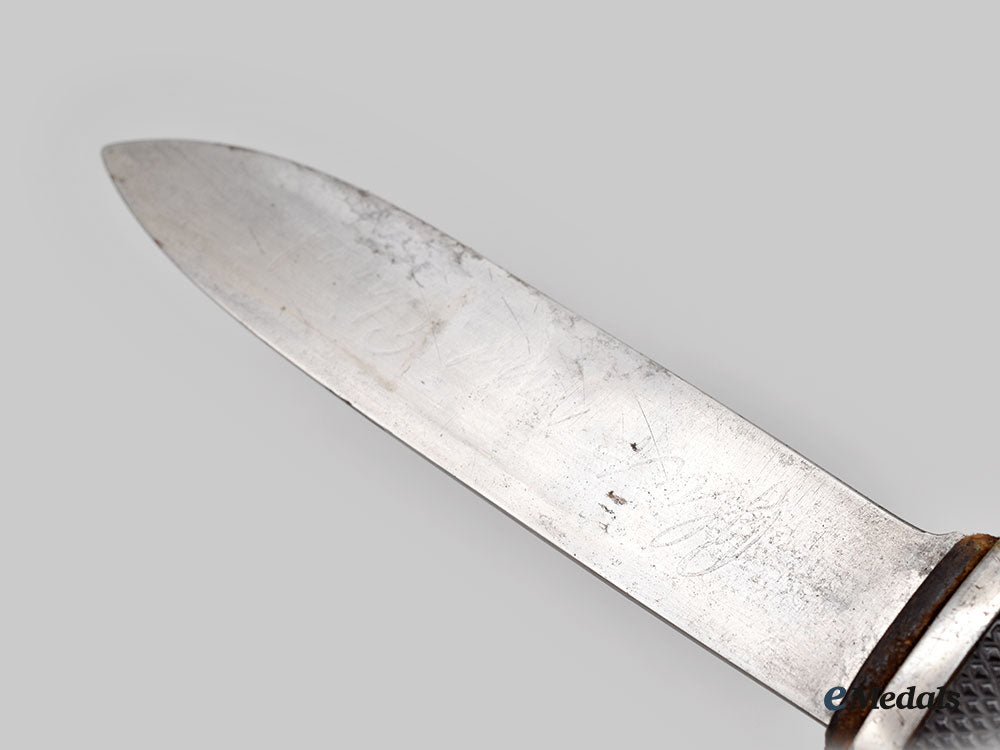 germany,_hj._a_rare_member’s_knife,_by_c._gustav_spitzer_l22_mnc3171_789