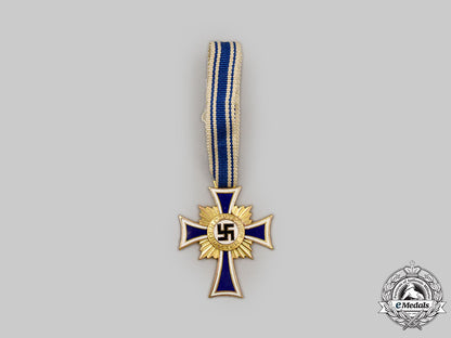 germany,_third_reich._an_honour_cross_of_the_german_mother,_gold_grade_with_case,_by_richard_sieper&_söhne_l22_mnc3256_114