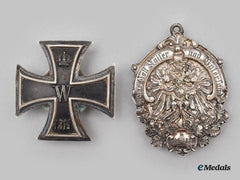 Germany, Imperial. A 1914 Iron Cross I Class, Screwback Version, With Commemorative Badge