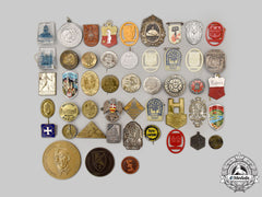 Germany. A Mixed Lot Of Commemorative Badges And Buttons