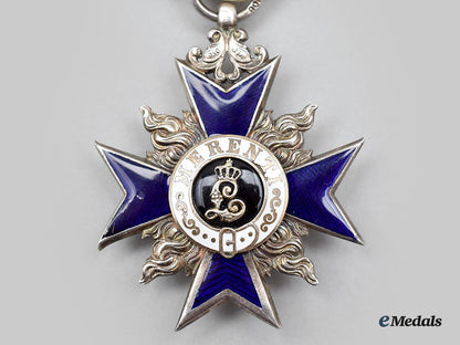 bavaria,_kingdom._an_order_of_military_merit,_iv_class_cross_with_case,_by_jacob_leser_l22_mnc6700_087