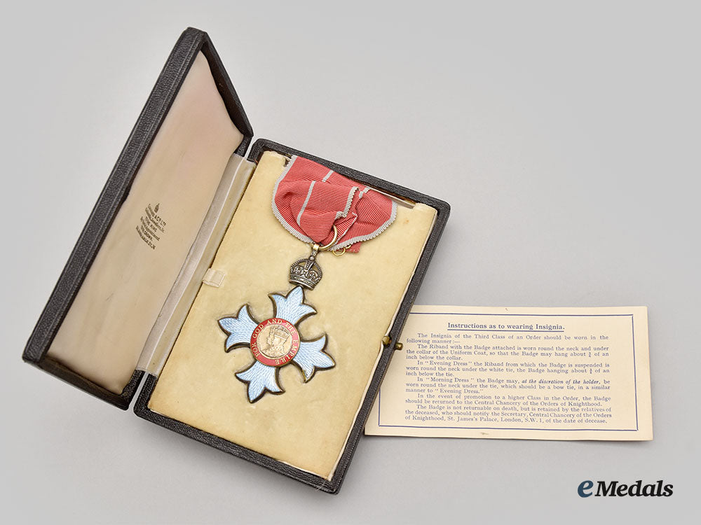 united_kingdom._a_most_excellent_order_of_the_british_empire,_iii_class_commander_badge(_cbe),_l22_mnc6853_493_1