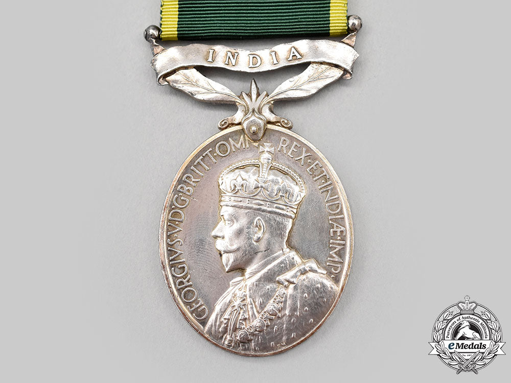 united_kingdom._an_efficiency_medal_with_india_scroll,_chota_nagpur_regiment,_auxiliary_force(_india)_l22_mnc6889_300