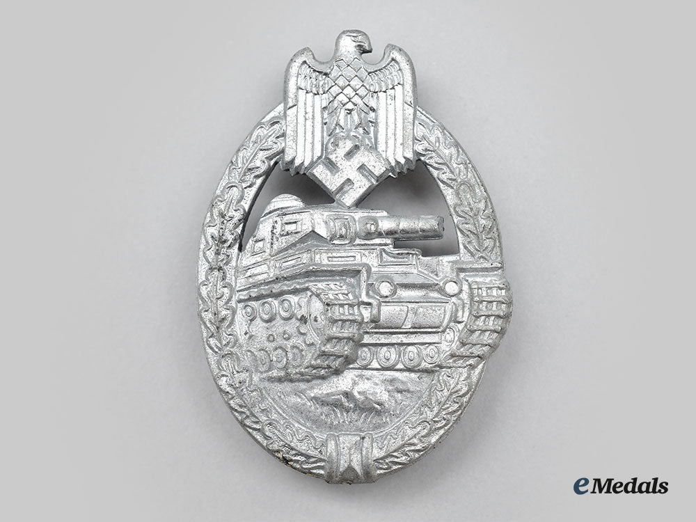 germany,_wehrmacht._a_panzer_assault_badge,_silver_grade_l22_mnc6916_167