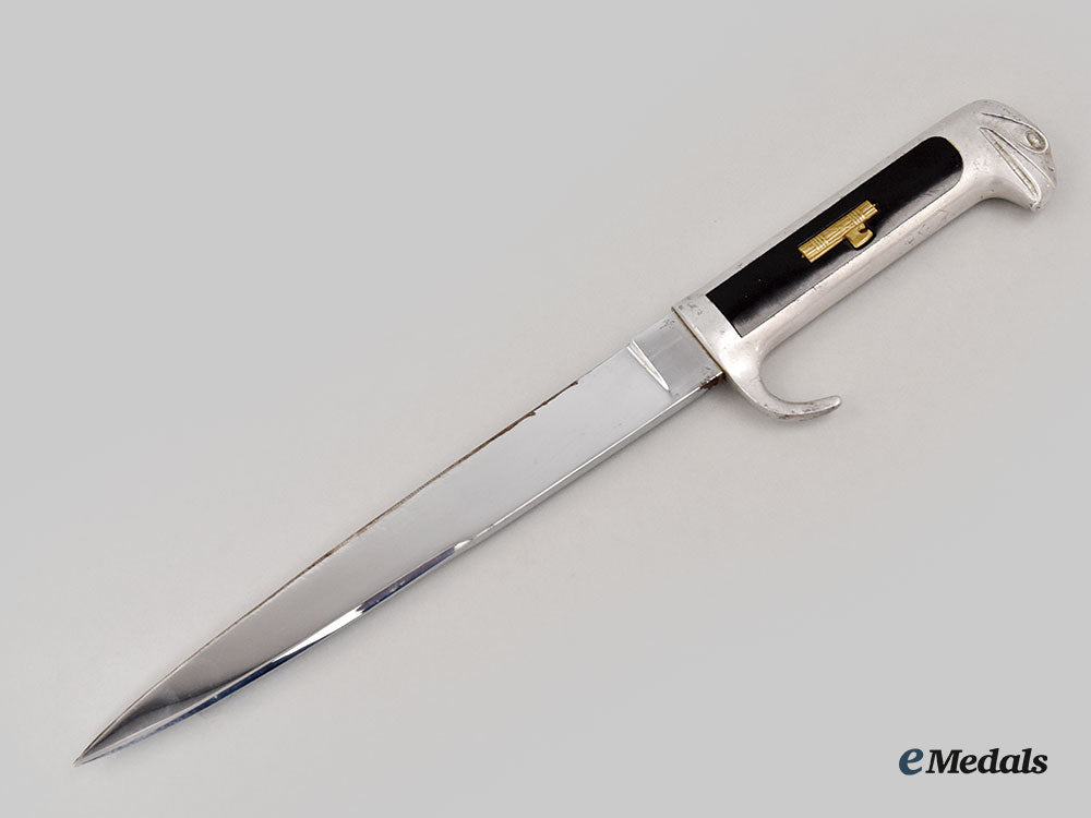 italy,_kingdom._a_rare_model1937_mvsn_officer’s_dagger_l22_mnc7188_653_1