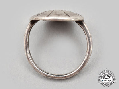 france,_kingdom._a_maltese_cross_silver_ring,_c.1750_l22_mnc8364_120