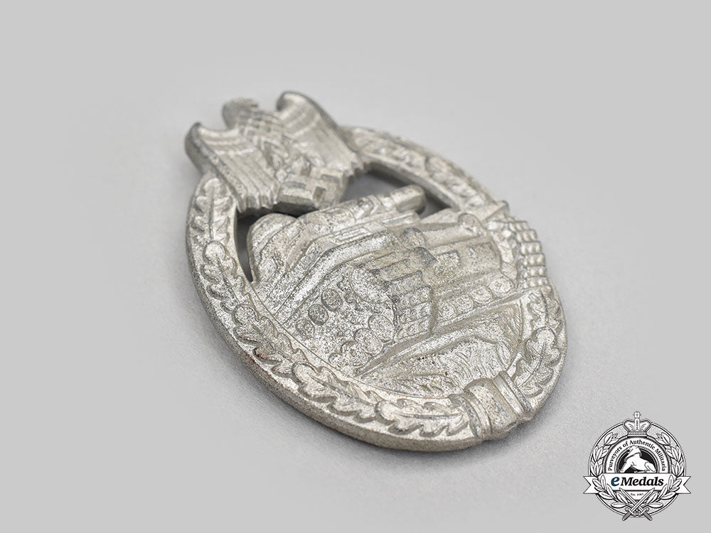 germany,_wehrmacht._a_panzer_assault_badge,_silver_grade_l22_mnc9864_991