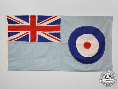 great_britain._a_second_war_period_royal_air_force_ensign_m17-828