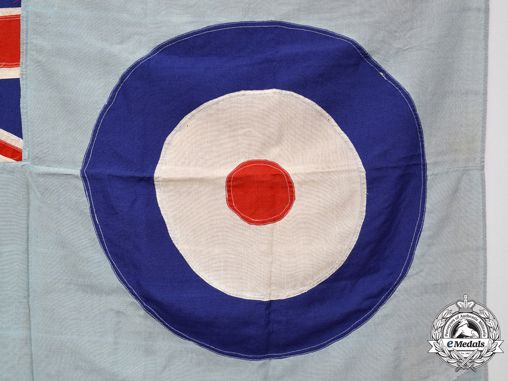 great_britain._a_second_war_period_royal_air_force_ensign_m17-830
