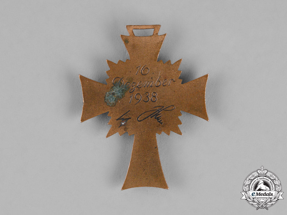 germany._a_cross_of_honour_of_the_german_mother,_third_class_in_bronze_m18-2236