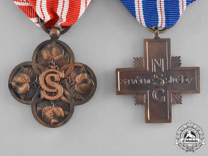 czechoslovakia,_republic._four_medals&_decorations_m181_1571